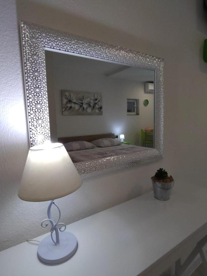Studio Apartman & Rooms No1 扎达尔 外观 照片