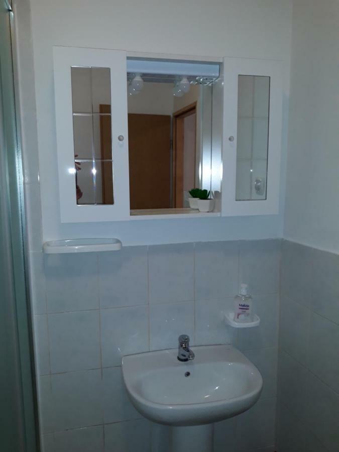 Studio Apartman & Rooms No1 扎达尔 外观 照片