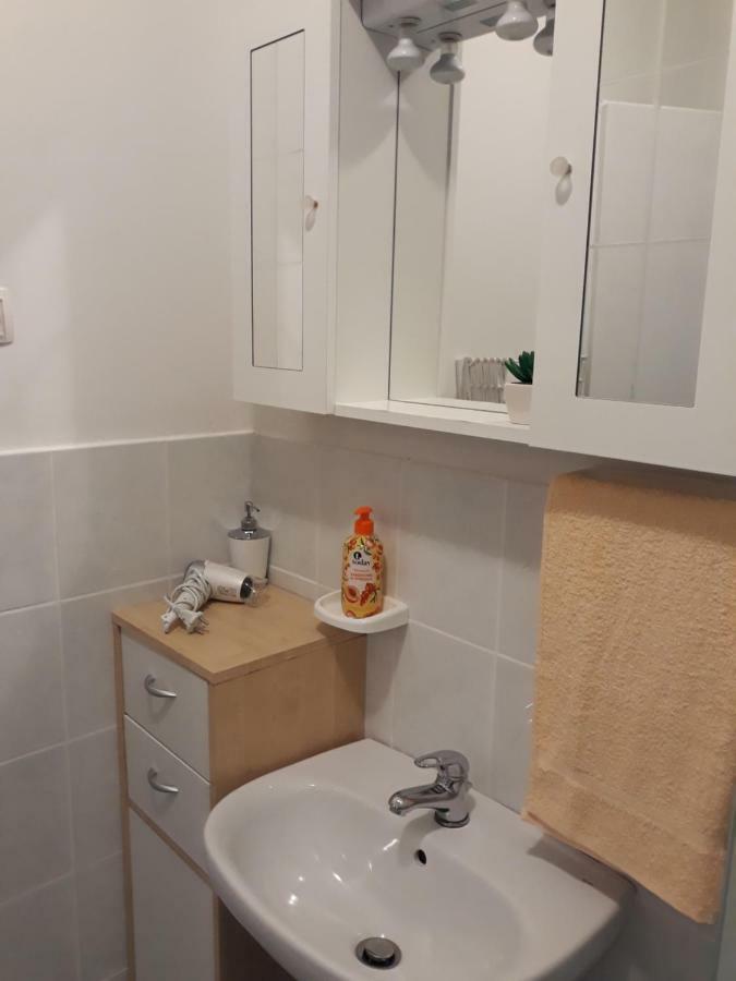 Studio Apartman & Rooms No1 扎达尔 外观 照片